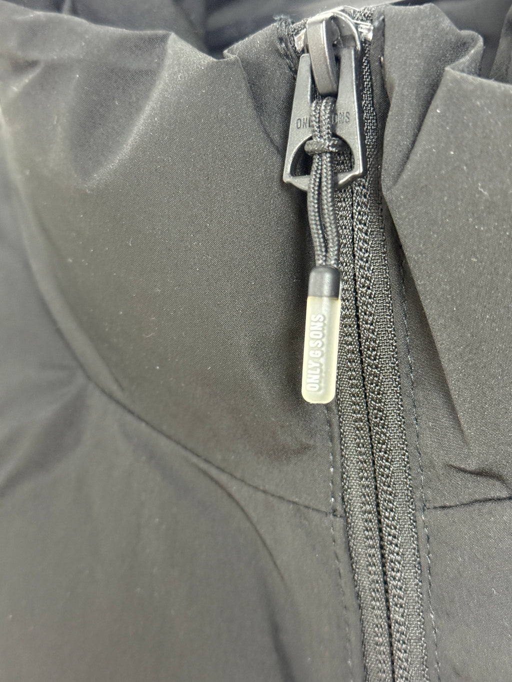 Only & Sons Onsmario Life Puffer Vest Pánská zimní vesta žlutá L