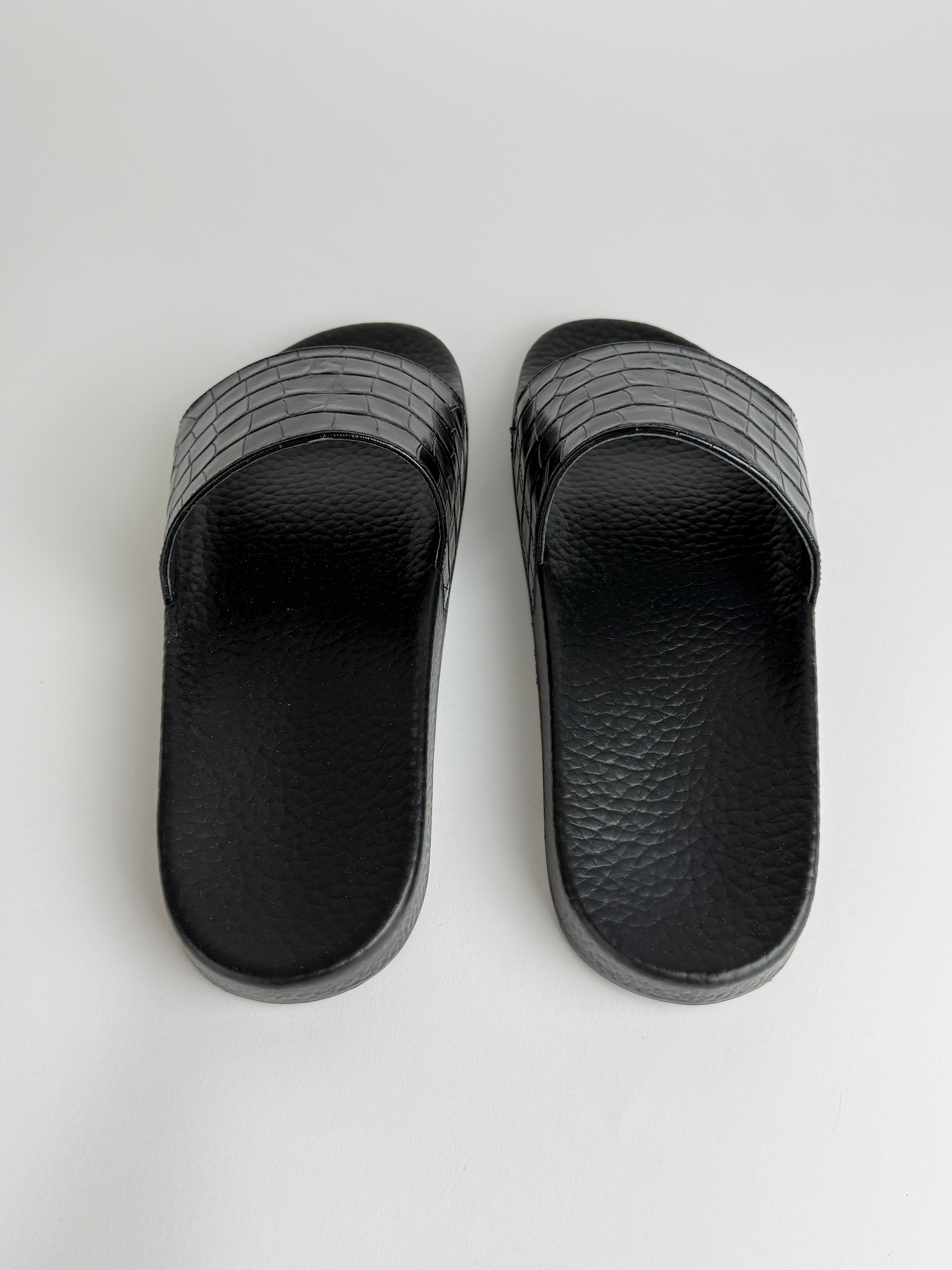 Polo Ralph Lauren Slides  nazouváky s texturou - černé 40,5