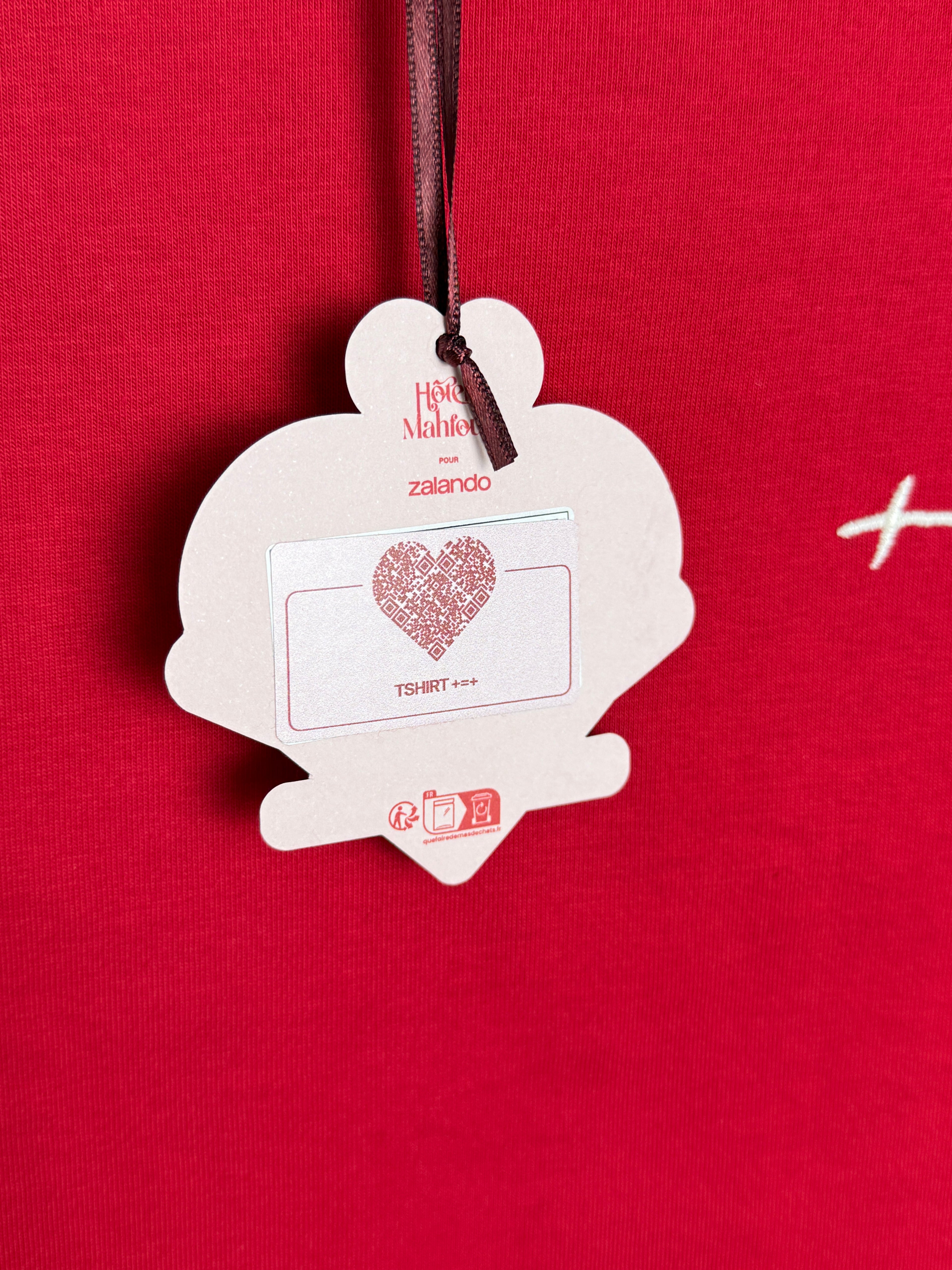 Hotel Mahfouf Red T-Shirt - Dámské tričko s krátkým rukávem červené M