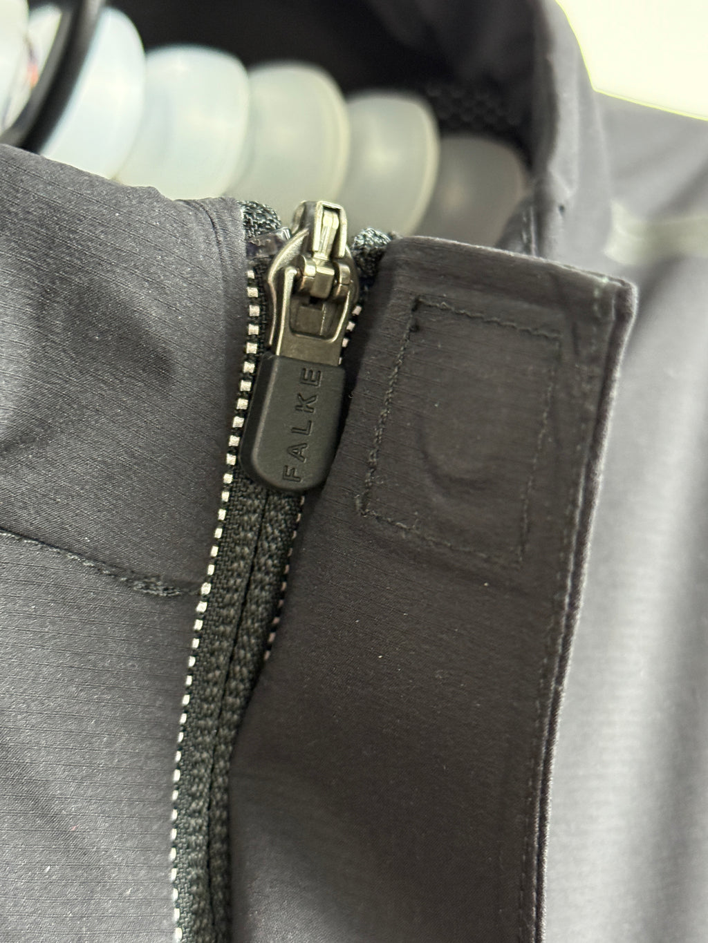 Running Jacket Falke Compass Pánská sportovní bunda - černá L